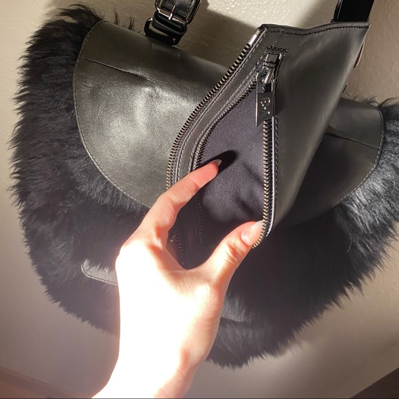 Y3 YOHJI YAMAMOTO Adidas Rare Shearling Sherpa Leather Oversized Bag - Picture 5 of 16